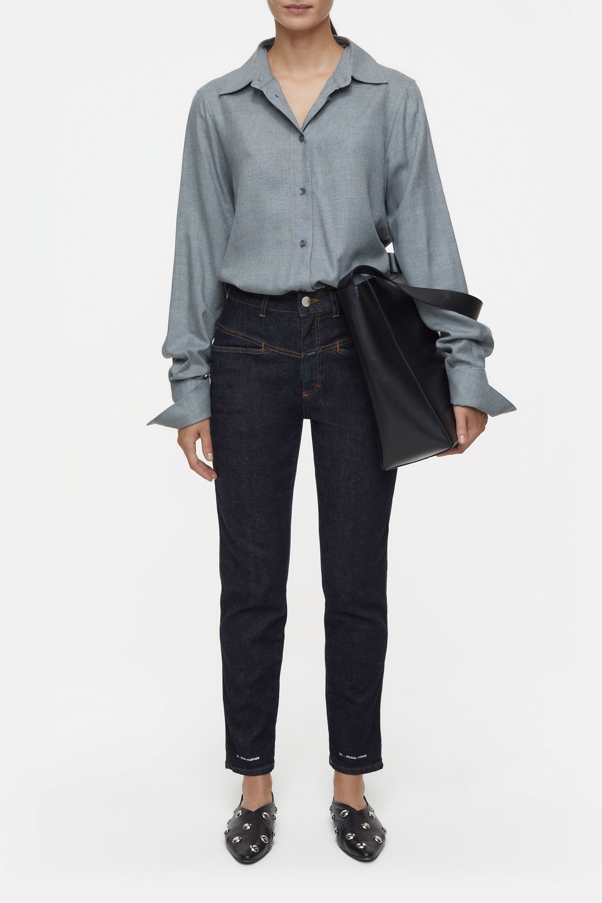 STYLE NAME PEDAL PUSHER JEANS