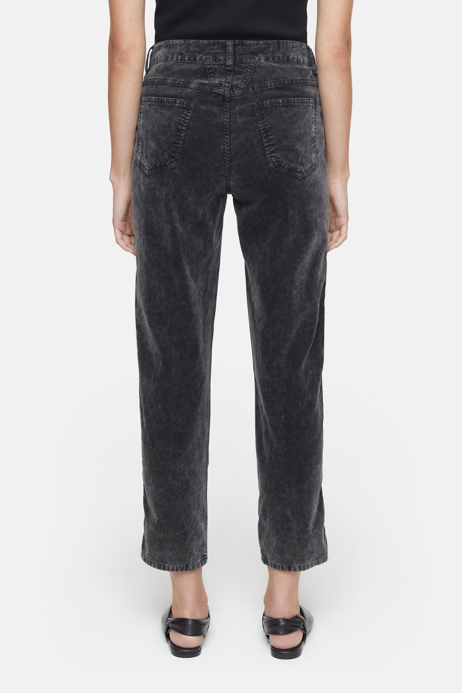 STYLE NAME PEDAL PUSHER PANTS