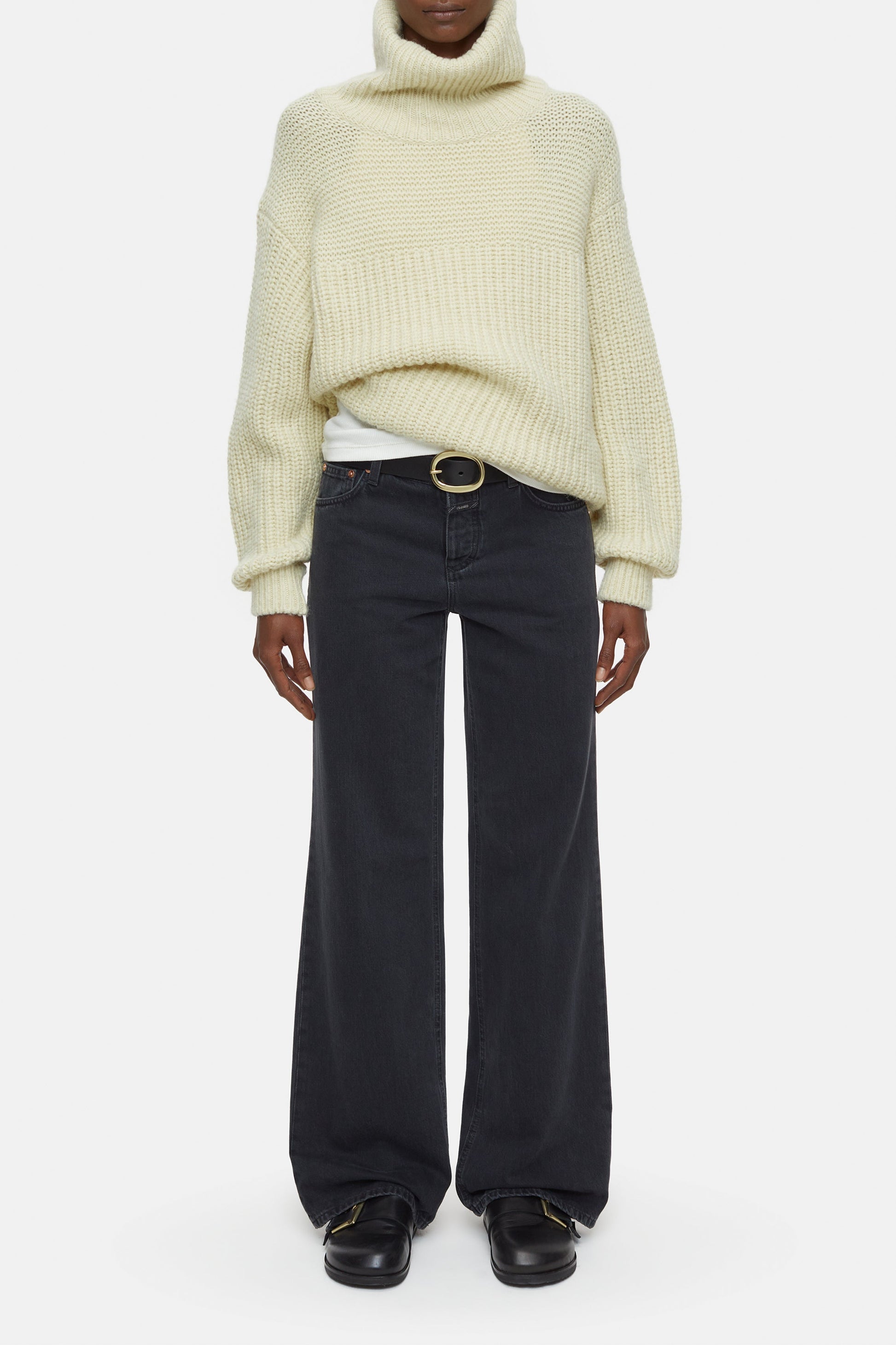 STYLE NAME GILLAN CROPPED JEANS