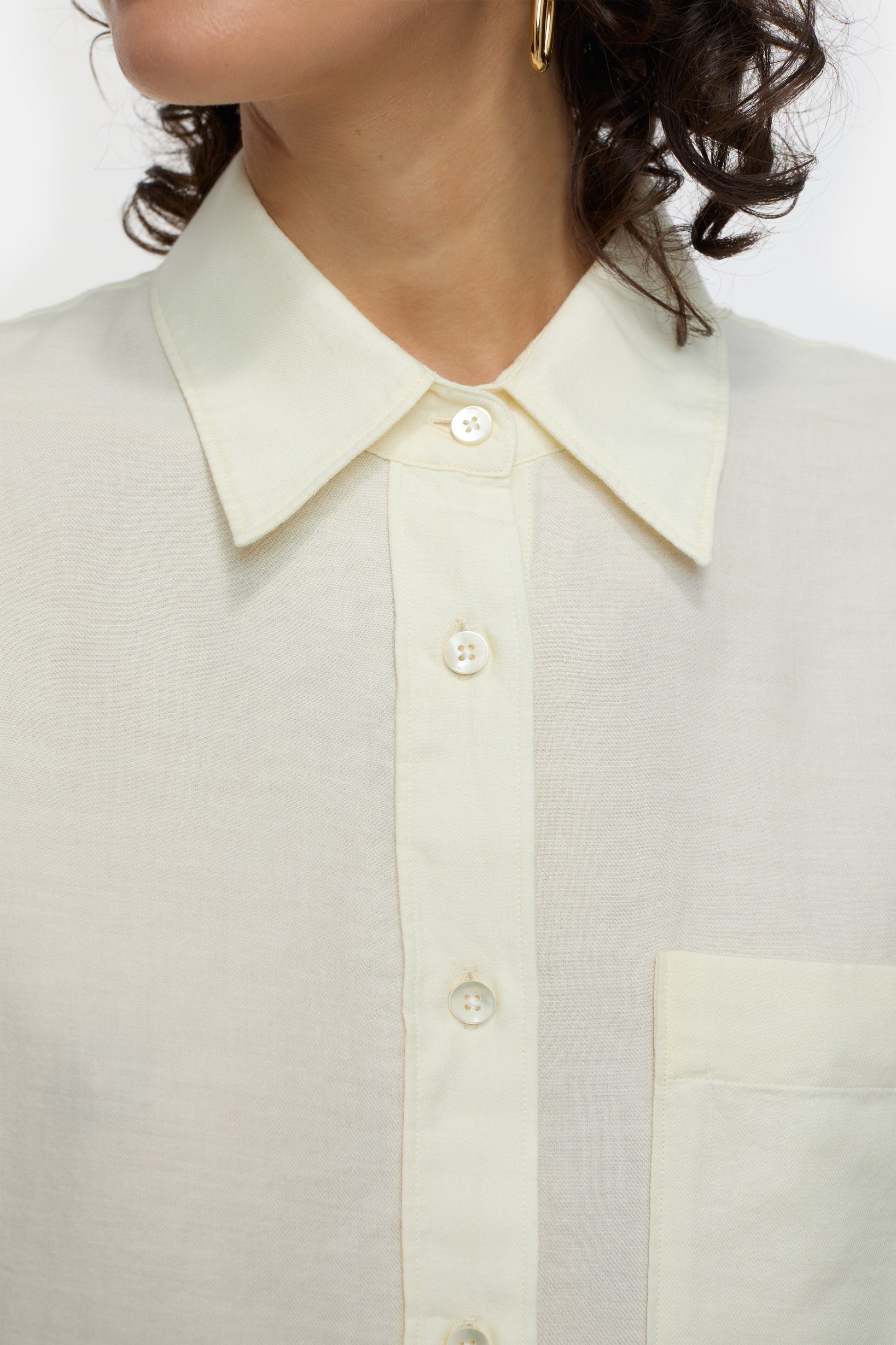 OVERSIZE SHIRT