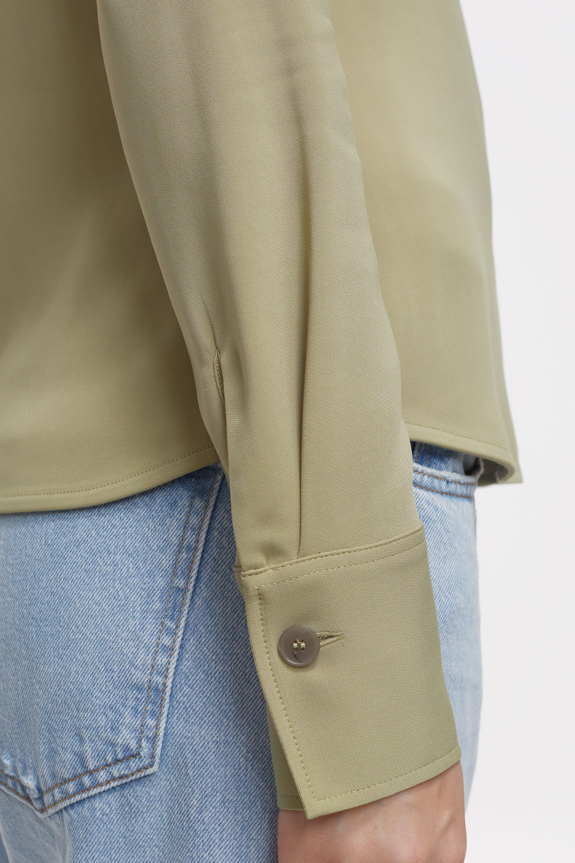 SLIM BLOUSE
