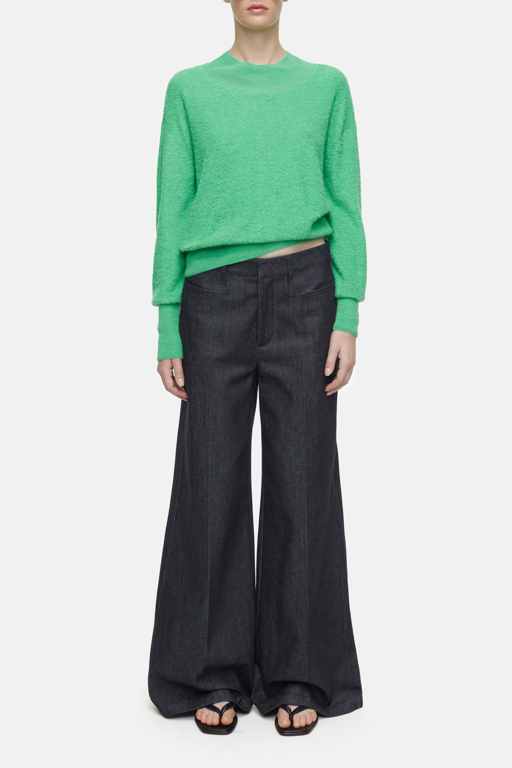 CROPPED MOCK NECK