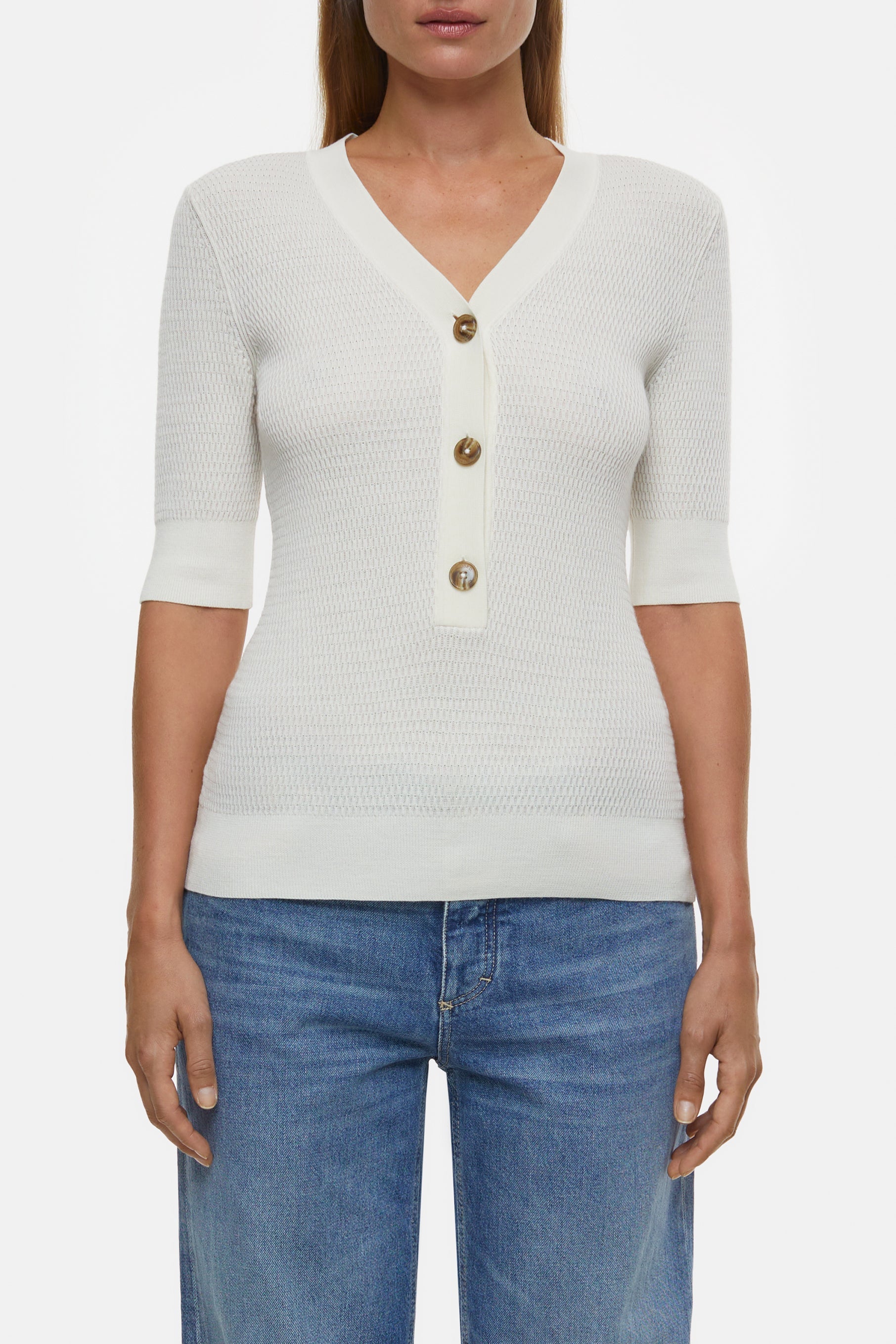 V NECK SHORTSLEEVE